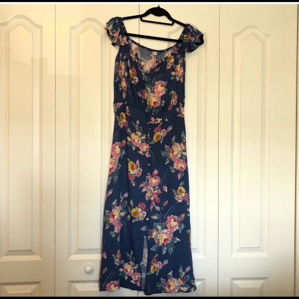 Off the shoulder maxi floral dress